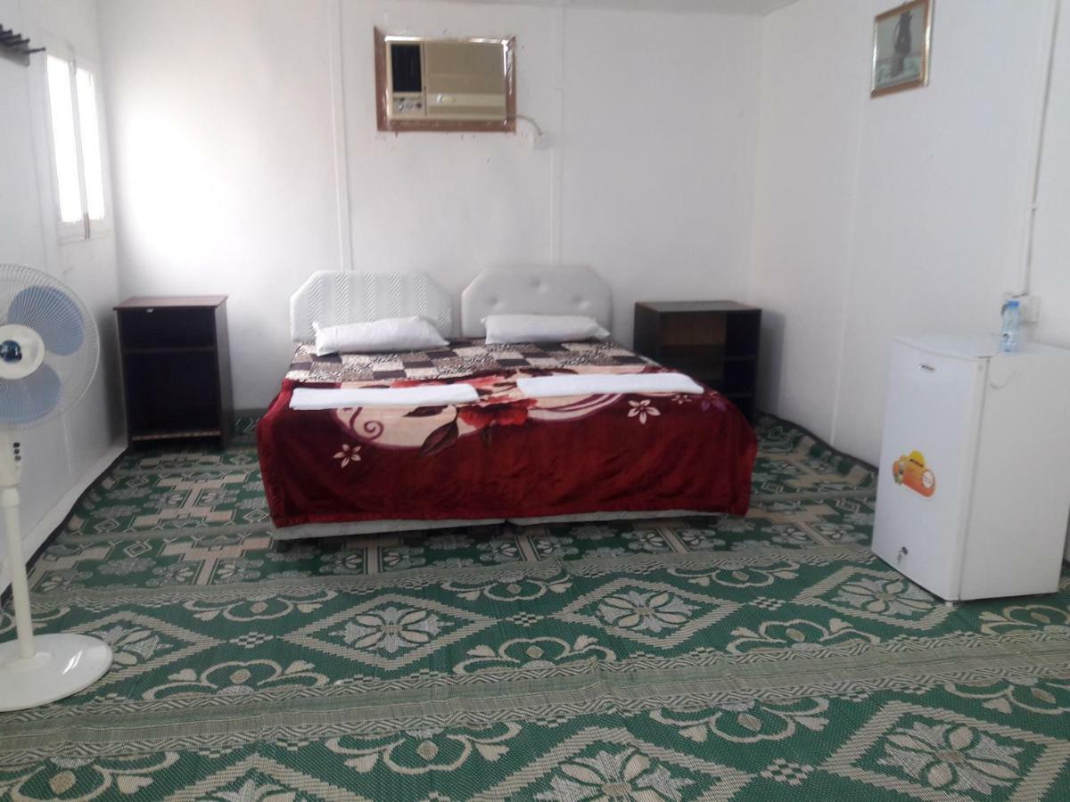 Abu Omair Jabal Shams House Hotel Al Ḩamrāʼ Екстериор снимка